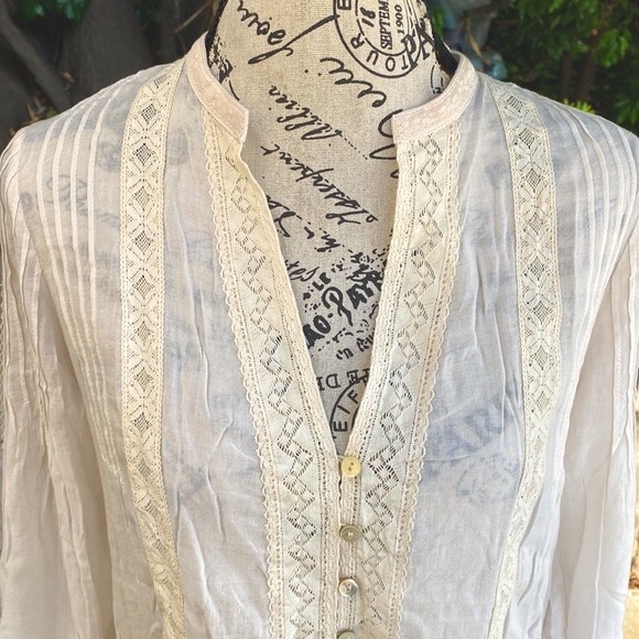 NWT💫Spell Cinder Blouse in off white size small - Picture 4 of 11